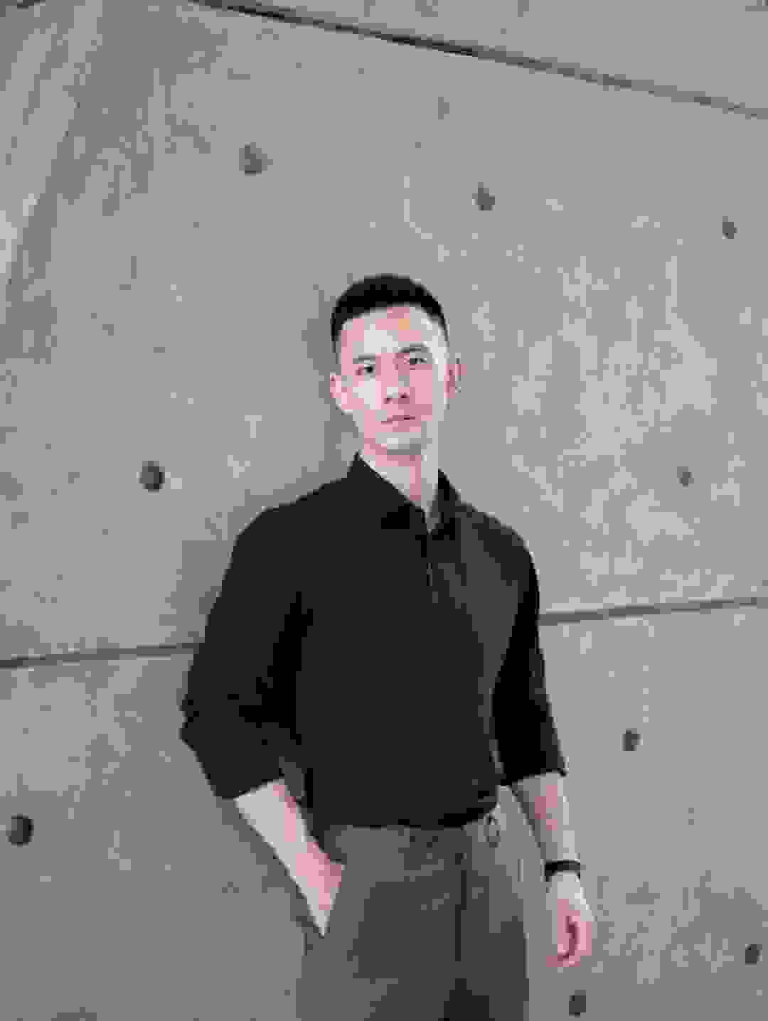 男士穿搭技巧，一件码尚定制衬衫就能让你帅翻职场