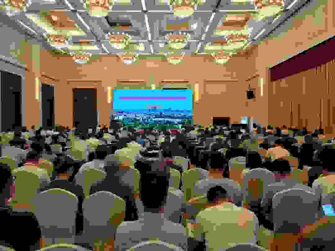 共创“清洁世界” 四季沐歌亮相石家庄市推动集中供热清洁低碳化进程工作会议