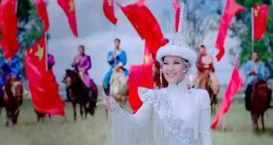 “蒙古之花”—乌兰图雅