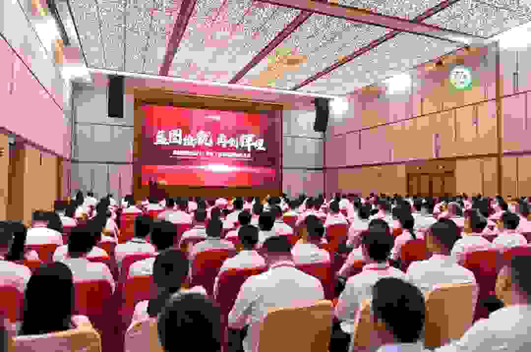 东旭李兆廷评价干部的标准：多干事，干成事！