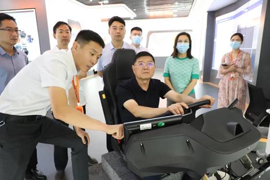 郑州市政协副主席调研亿达中国科技新城，对排水系统给予高度赞扬