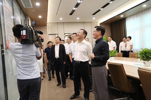 深圳市政协经济委员会在多彩硅谷举行委员工作站揭牌仪式(图11)
