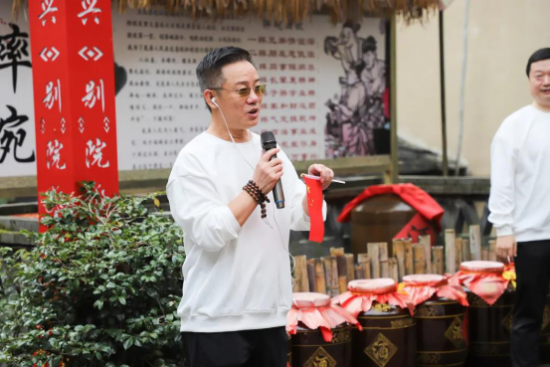 云图片