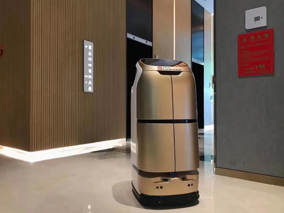 “懒人”经济崛起，促进酒店机器人普及与发展