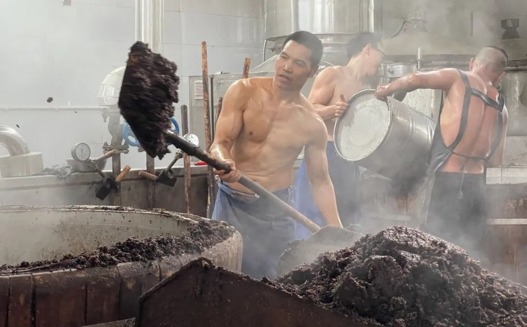 百年手工佳酿怀国酒业如何在当下火热酱酒市场用匠心站稳脚跟