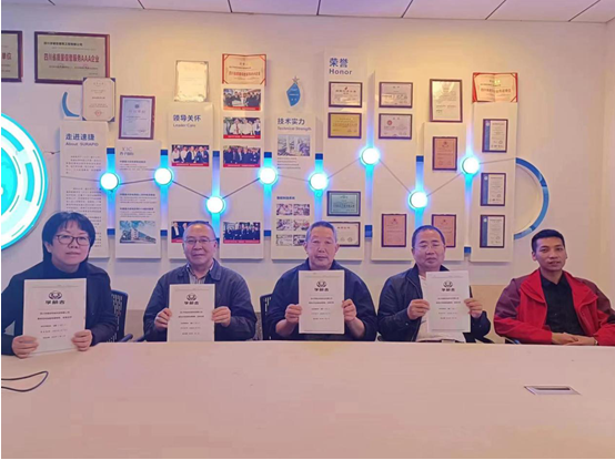 孚朗吉  专业电梯制造商、服务提供商
