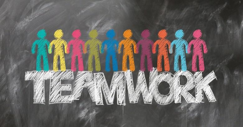 teamwork-g476d57938_1920.jpg