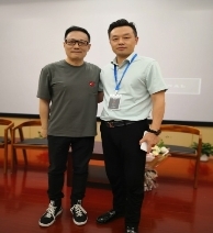 缅怀先烈：重温历史,致敬英雄人物