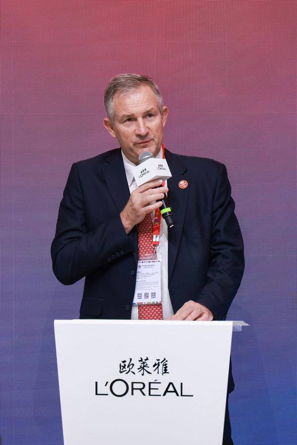 欧莱雅亮相第二届中国消博会，PRADA 香水和 TAKAMI 品牌海南旅游零售首发