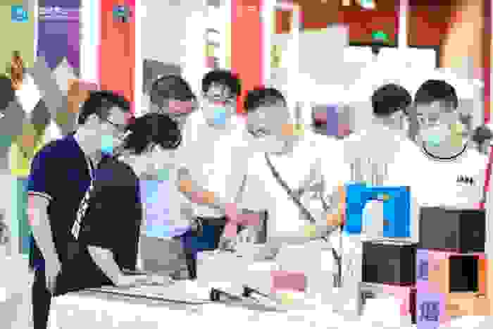 万物生 创高定！家居原创设计品牌孵化计划启动，助力抢占高定商业新赛道！