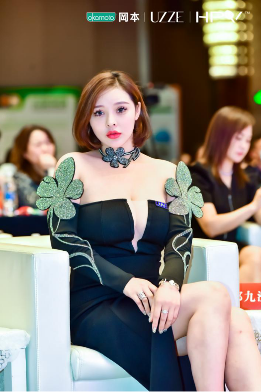 云图片