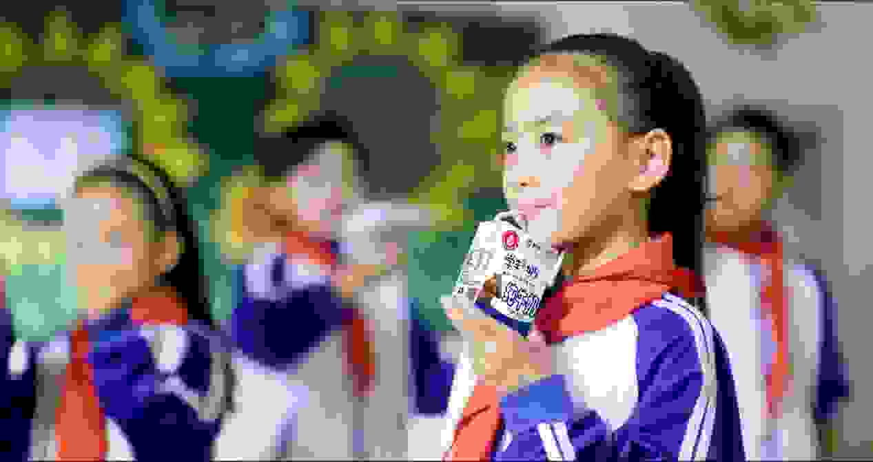 推动全民“饮奶潮”，芯安优选如何用一根杠杆撬动牛奶市场