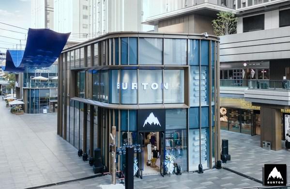 御雪江城，探索城中秘境 -- BURTON武汉万象城城市概念店正式亮相
