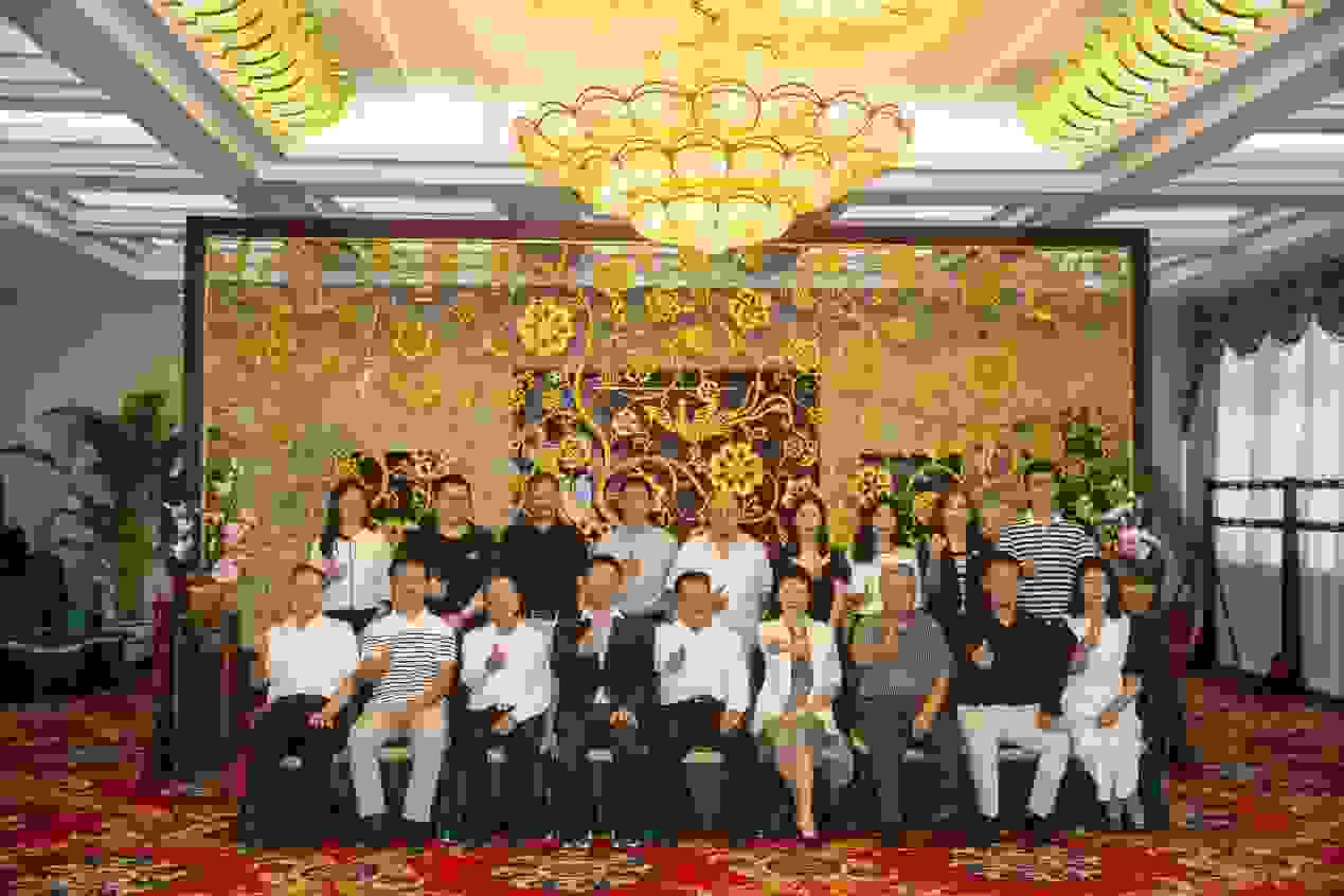 “民族题材网络文学创作论坛暨第二届石榴杯征文颁奖活动”在北京举行