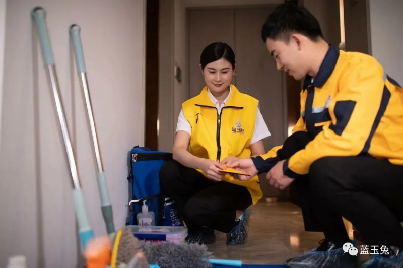强强联手！蓝玉兔与宏基园物业达成战略合作，打通服务到家“最后一公里”