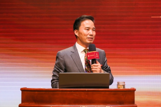 朱氏药业朱坤福：演员李嘉明“炮轰”智能电视引热议，“爱奇艺们”不厚道的做法要不得