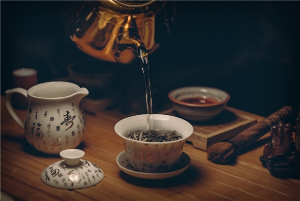 世界茶饮新趋势 ——东方树叶、麦多维多等中国乌龙茶品牌走向世界