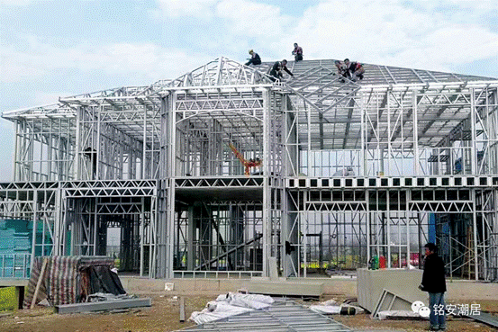 轻钢别墅适合在农村建吗？了解这些优势你就有了答案