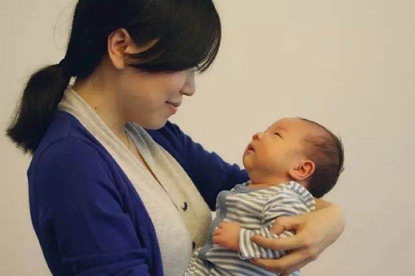 年糕妈妈李丹阳：做了九年母婴博主，当妈的苦一点也没少吃