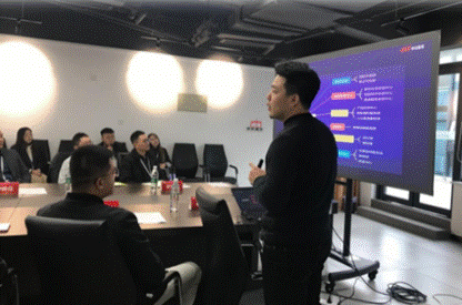 打造全新教育职业平台，中公教育带你了解职场