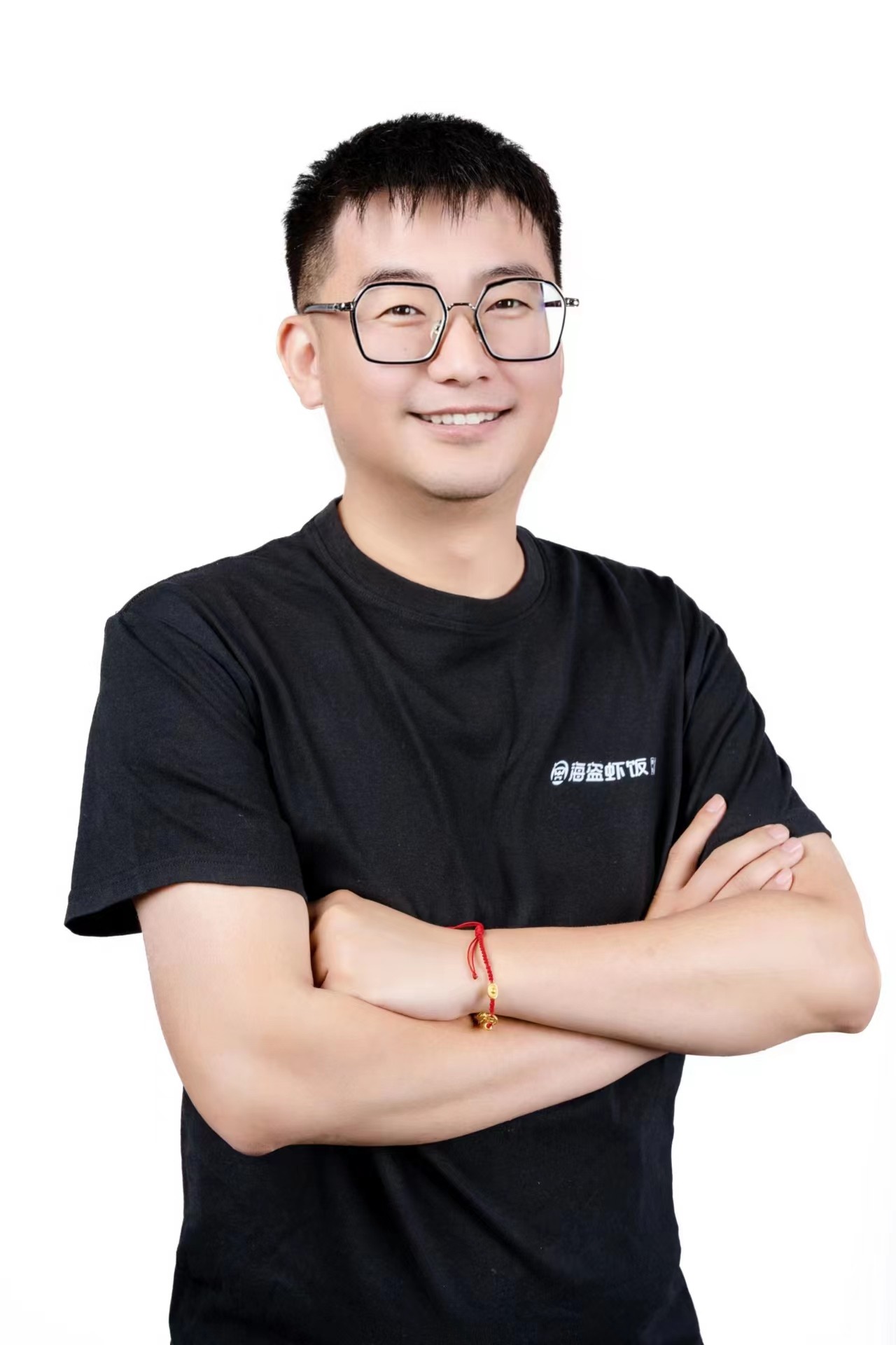 高瞻远瞩 引领时代 守护舌尖上的美味——对话海盗虾饭集团品牌总裁庞金宝先生