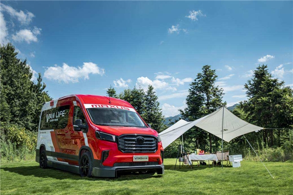 选择上汽大通MAXUS Vanlife官方定制轻客，解锁“千人千面”精彩生活