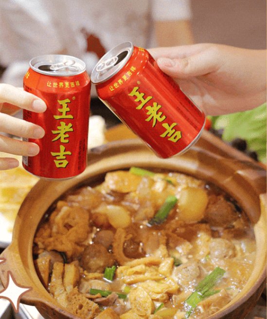 冬日围炉新风尚，广式牛杂煲搭配王老吉成暖胃新宠