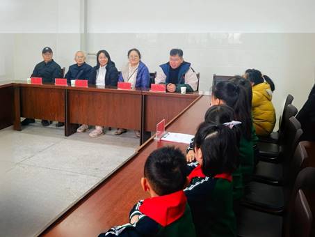 贵州瞻云酒业等多方携手，情暖仁怀小塆小学