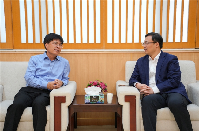 共创未来：中顺洁柔与深圳大学艺术学部达成战略合作 助力人才培养和科技创新