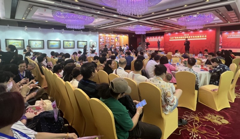 广天藏品主办，2024生肖龙钞特殊贡献奖王其钧教授首场签名会成功举办，广东电视台现场报道！