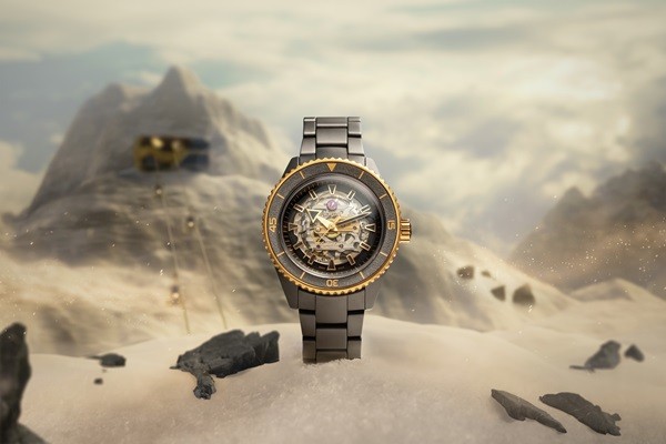 07 Captain Cook库克船长高科技陶瓷镂空腕表“金焰库克”.jpg