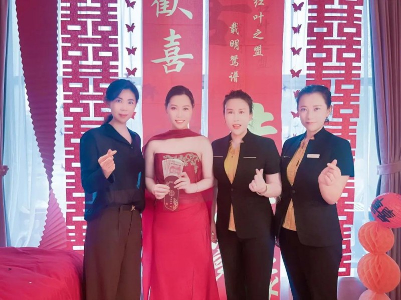 传递幸福，今天，我从莎蔓莉莎出嫁啦