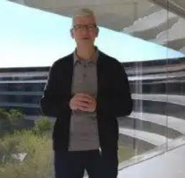 获苹果CEO库克近300万美元增持，业绩承压的耐克股价涨超4%