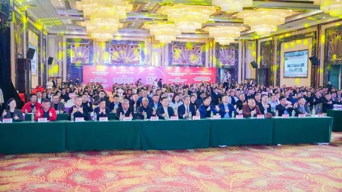 实力见证！箭牌瓷砖荣获“建陶30年领军品牌”