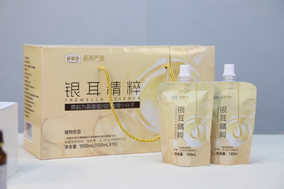 央视双频见证：俏盈养用一株银耳架起传统与现代的健康桥梁