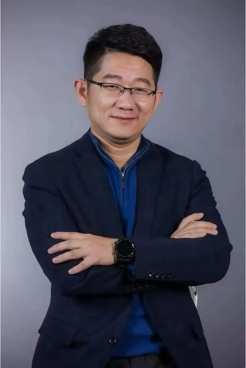 固德威副总裁王英歌：“源网荷储智”重塑未来能源