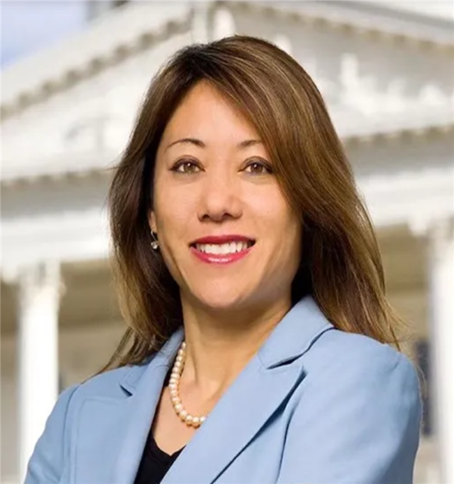 撞见英雄 - 记加州财政部长马世云Fiona Ma