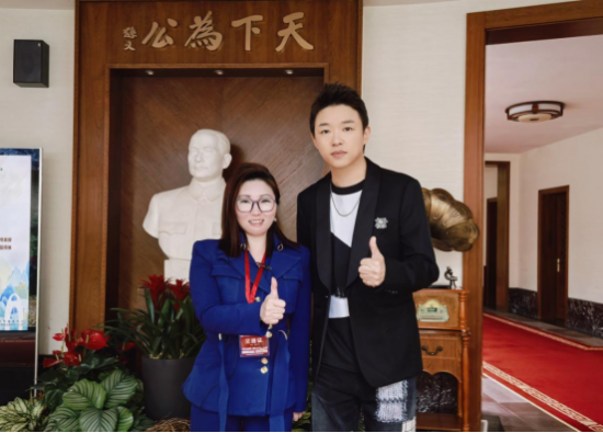 云图片