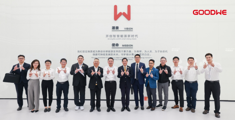 泰国副总理兼能源部长披拉攀一行到访固德威