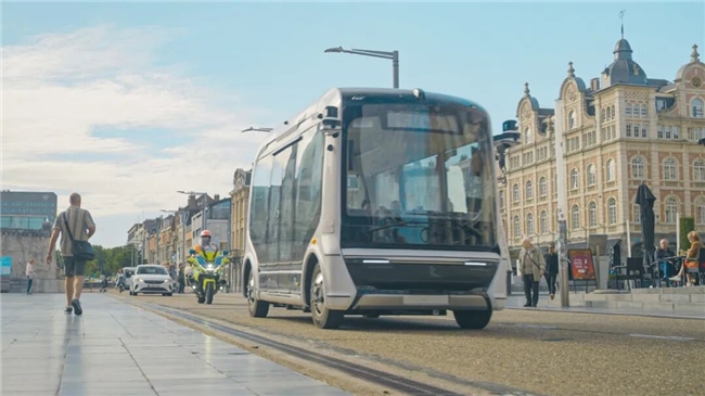 文远知行Robobus 驶入比利时鲁汶，保障 “最后一公里”便利通勤