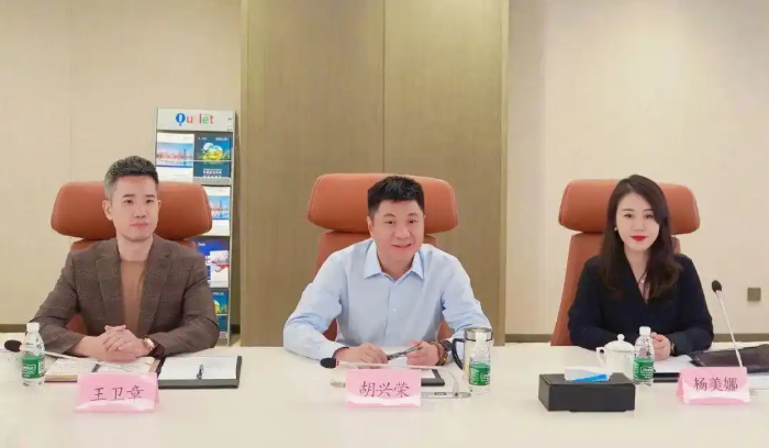 共商发展：北镇市长马玥到访多弗集团，与多弗集团董事长胡兴荣座谈交流