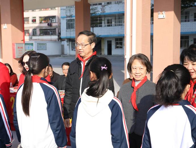 松典影像走进惠东乡村课堂：以书香与镜头点亮童年梦想