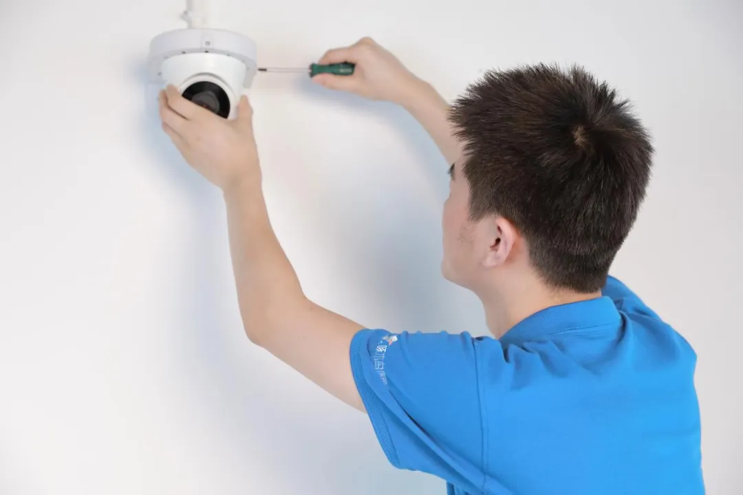 安防不缺位，守护不间断，啄木鸟家电维修用心护航居家生活