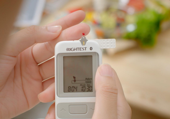 哪个血糖仪准确度高？医院同款精准度，在家也能做专业控糖