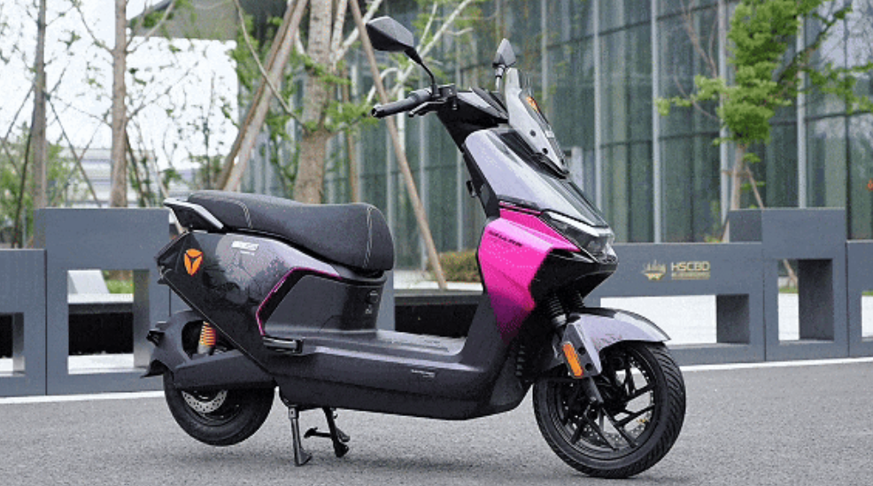 TOP1实力印证！雅迪冠能白鲨Ⅱ全维度用车体验