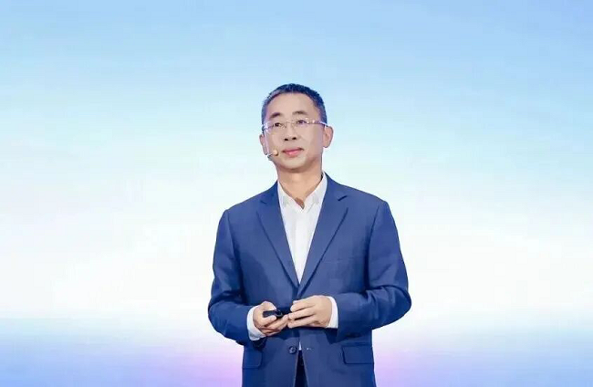 华为侯金龙：运动域智能化+重卡超充化，推动电动汽车产业高质量发展