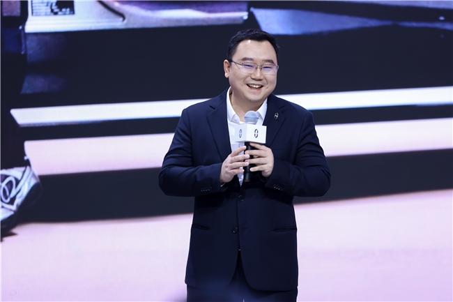 问界M6首批车主交付 赛力斯张正萍：为用户带来百万级安全