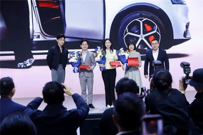 问界“五一安心行”服务上线 预检救援补能全覆盖