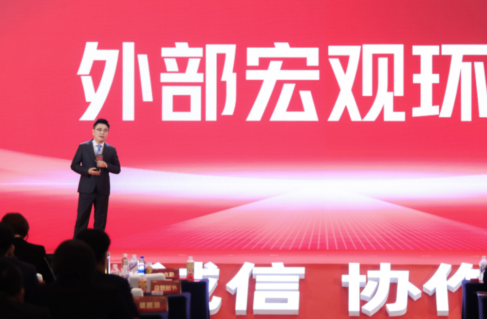 扎根乡土守本心，林木勤领航东鹏饮料以情义筑就民族品牌力量