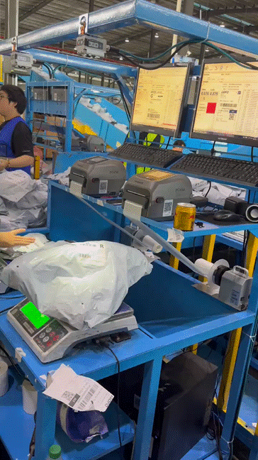 赋能物流智慧升级，海蓝智能新算固定式工业读码器RS290破解“快手台”增效难题